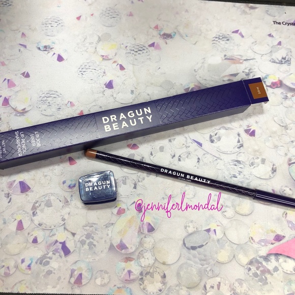 Dragun Beauty Other - 😍NWT 2.0 CC Lip Liner including Sharpener by Dragun Beauty! 😍